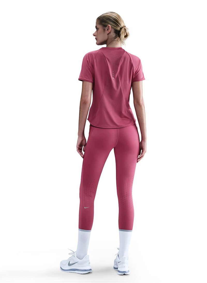 نايكي تيشيرت سويفت دراي فيت الأساسي - Image 2